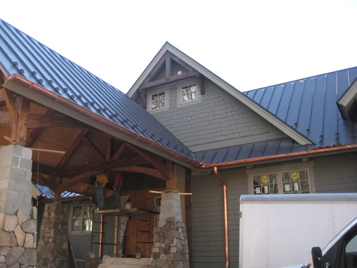 Craftsman Roofing team delivering quality roofing work in Tagus